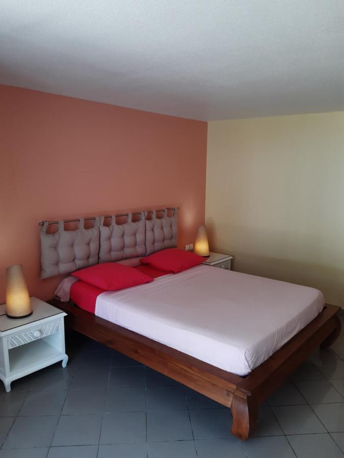 Studio en bord de mer - Résidence La Vieille Tour Le Gosier  Extérieur photo